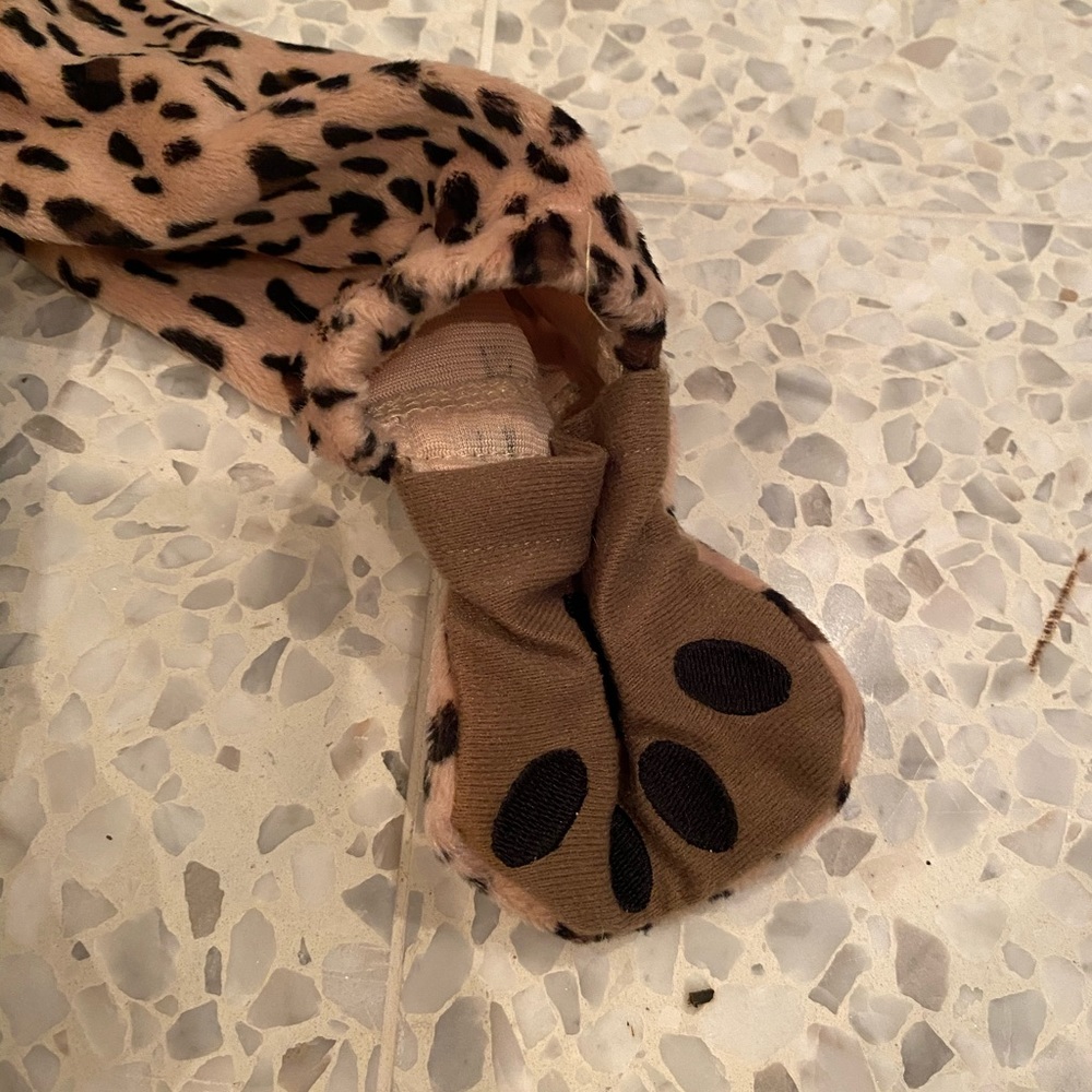 Cheetah Jacket - Picture 2 of 3